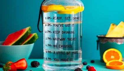 开云体育-索尔斯克亚：对手的进球犯规在先 足球不是橄榄球